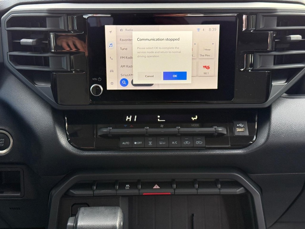 Toyota Tundra 4WD Vehicle Image 13