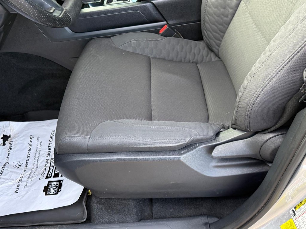 Toyota Tundra 4WD Vehicle Image 15