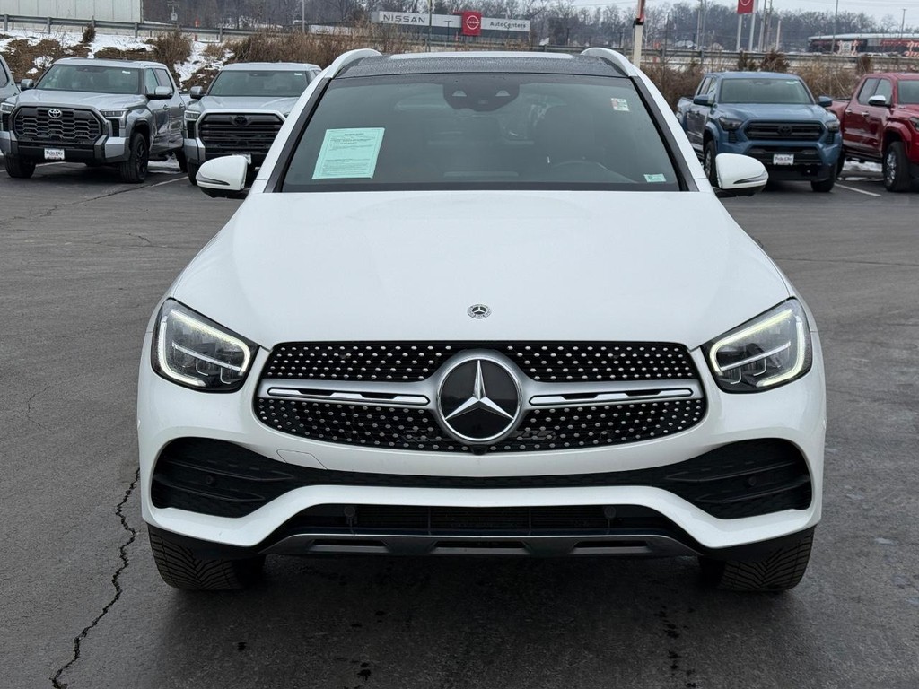 Mercedes-Benz GLC Vehicle Image 9