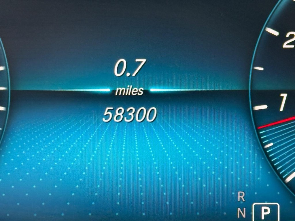 Mercedes-Benz GLC Vehicle Image 20