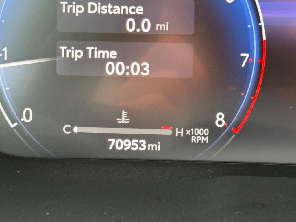 Toyota RAV4 Vehicle Image 22