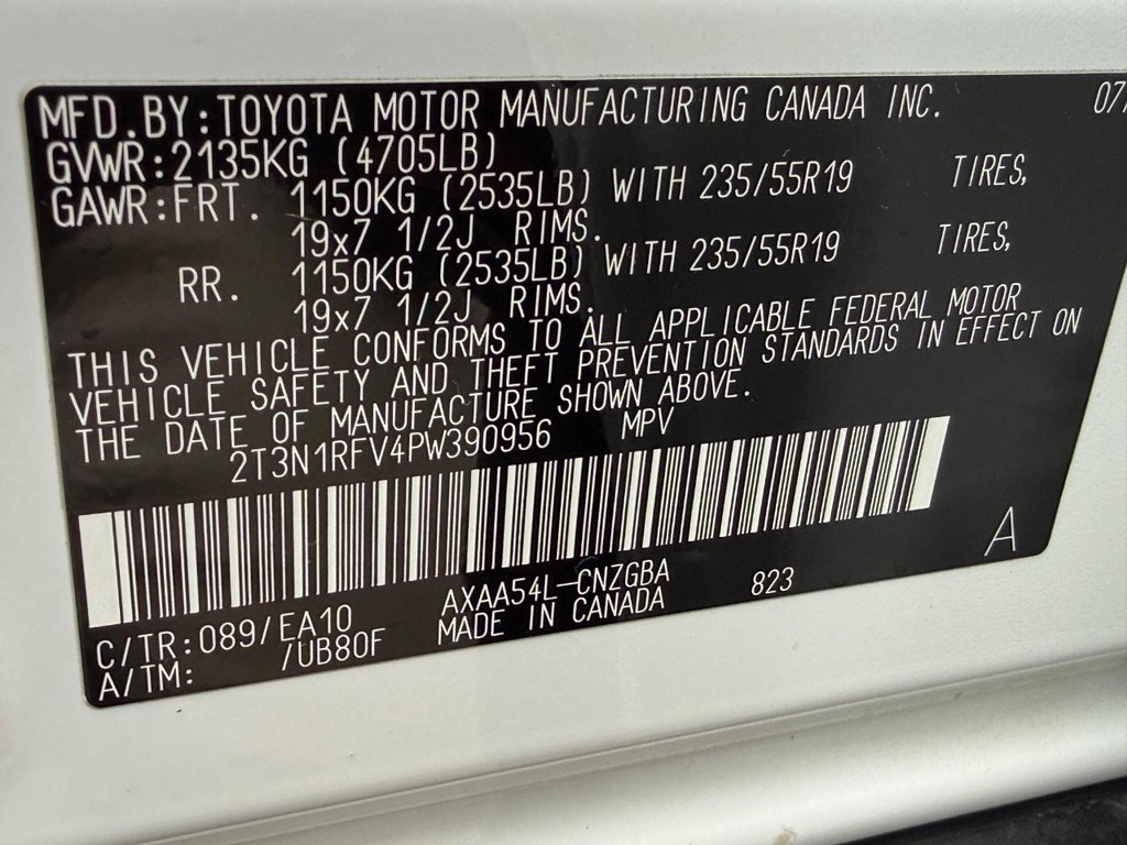 Toyota RAV4 Vehicle Image 25