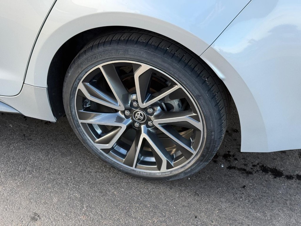 Toyota Corolla Vehicle Image 8