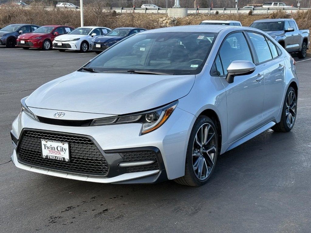 Toyota Corolla Vehicle Image 9