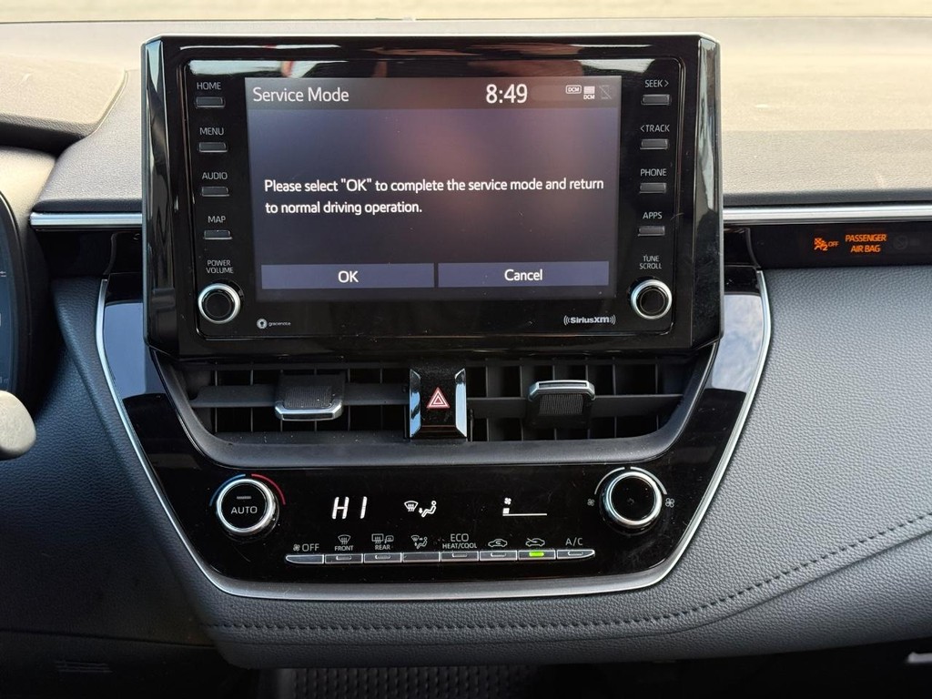 Toyota Corolla Vehicle Image 14