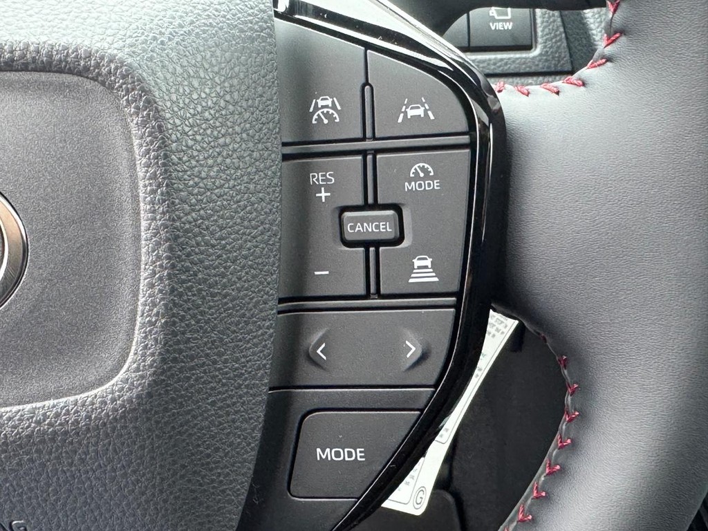 Toyota Prius Plug-In Hybrid Vehicle Image 16