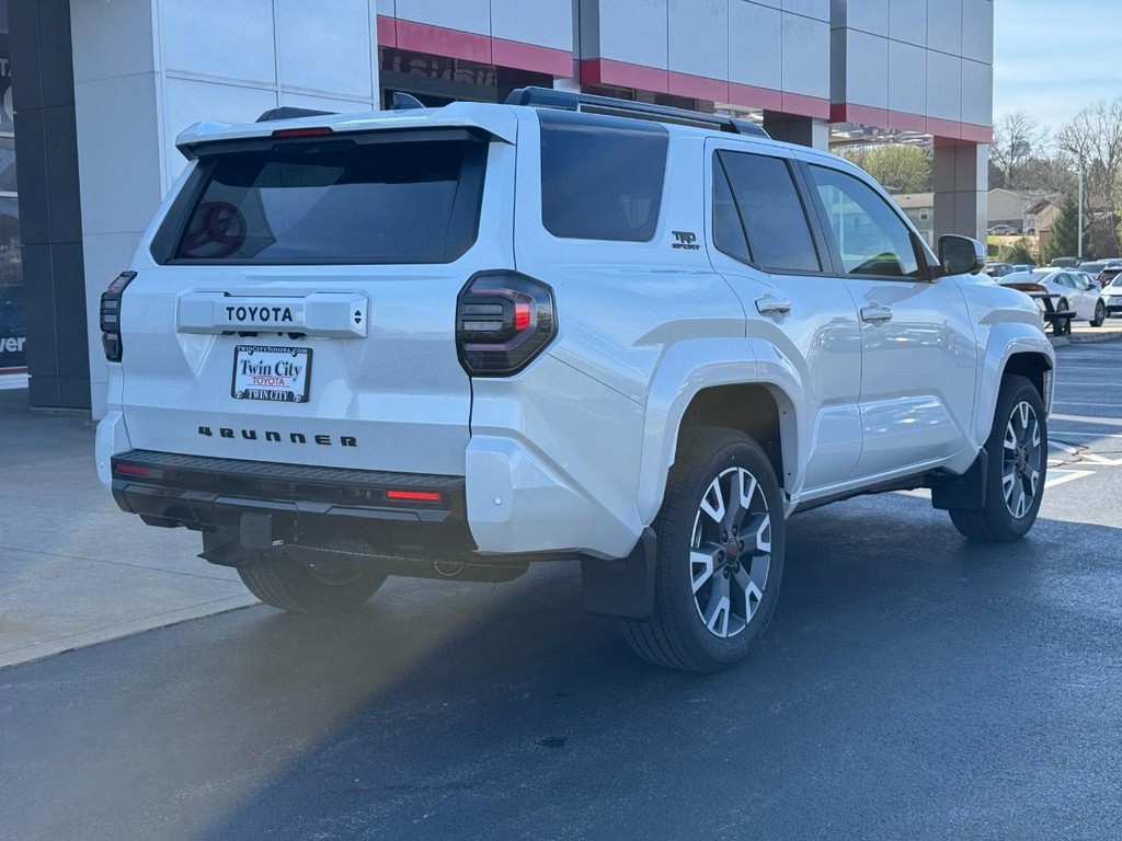 Toyota 4Runner Vehicle Image 3