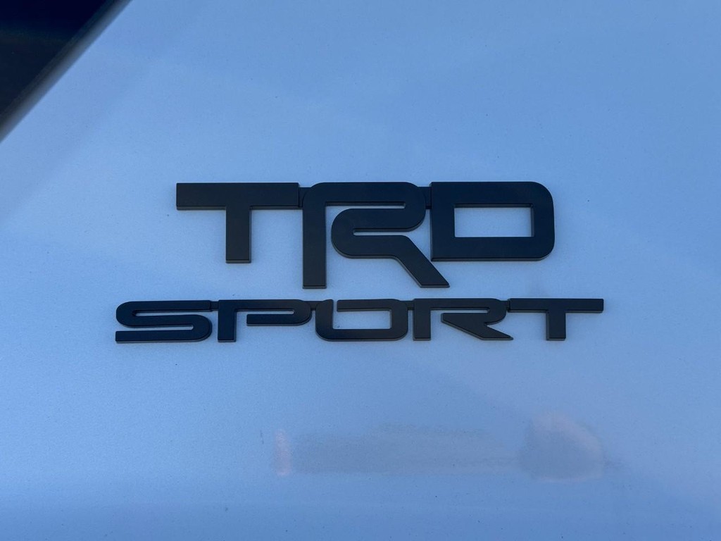 Toyota 4Runner Vehicle Image 4