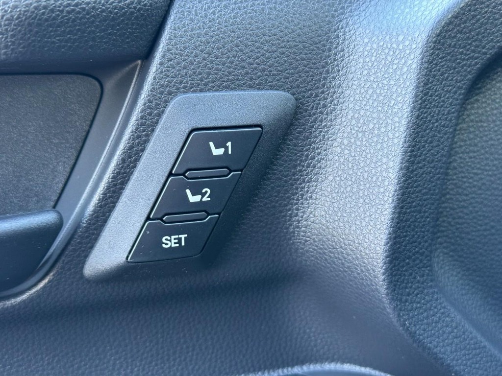 Toyota 4Runner Vehicle Image 11