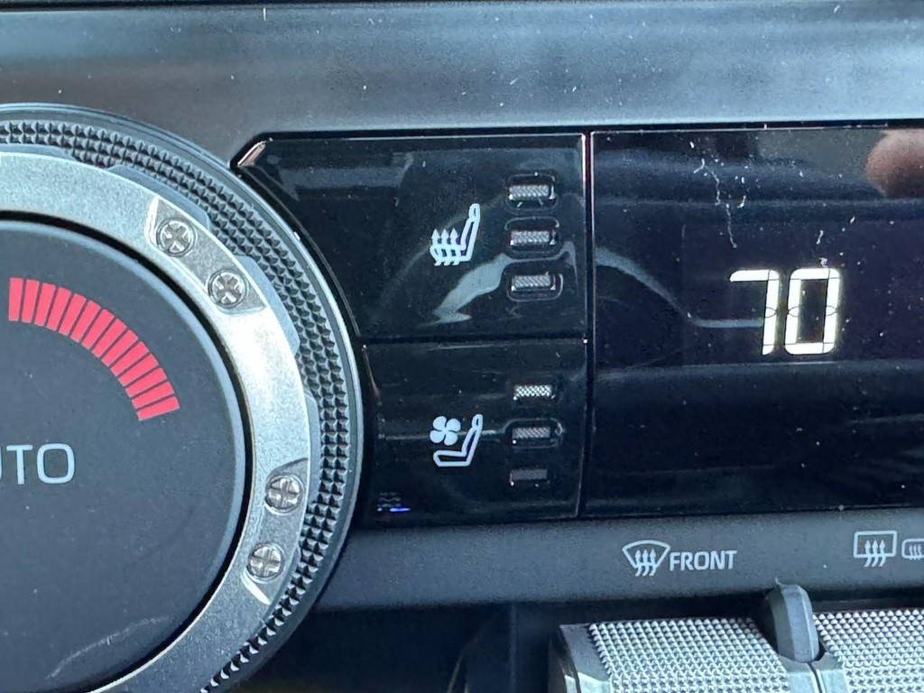 Toyota 4Runner Vehicle Image 16