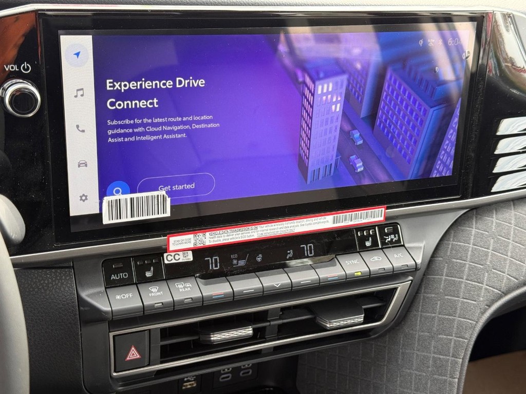 Toyota Camry Vehicle Image 11