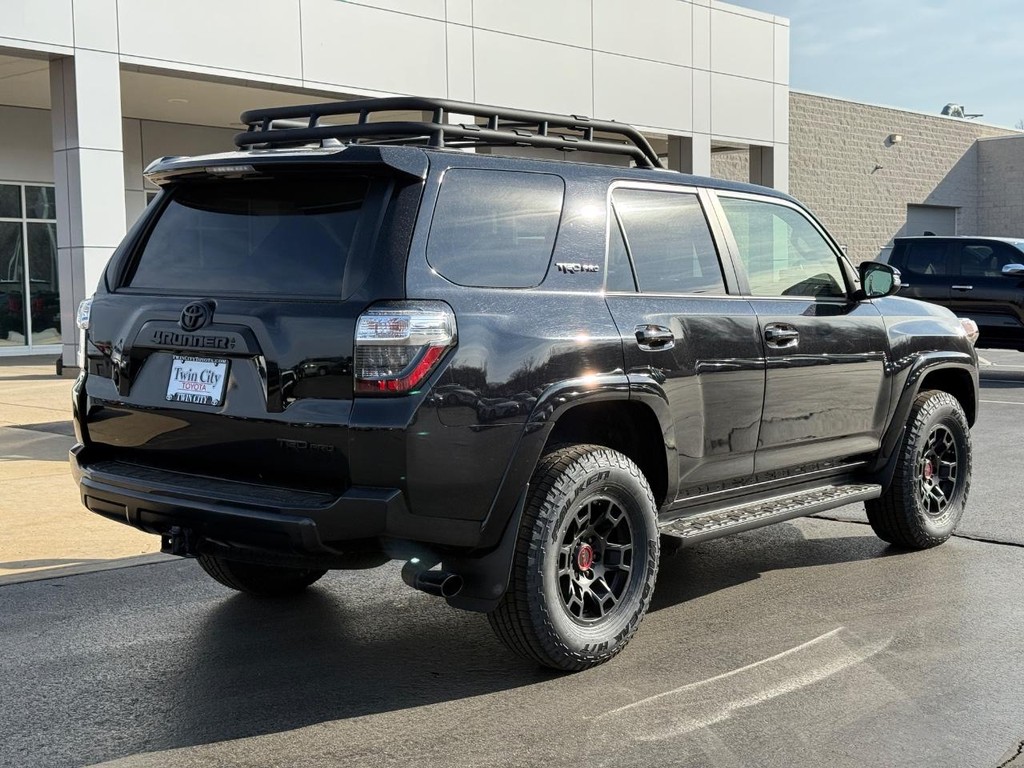Toyota 4Runner Vehicle Image 3