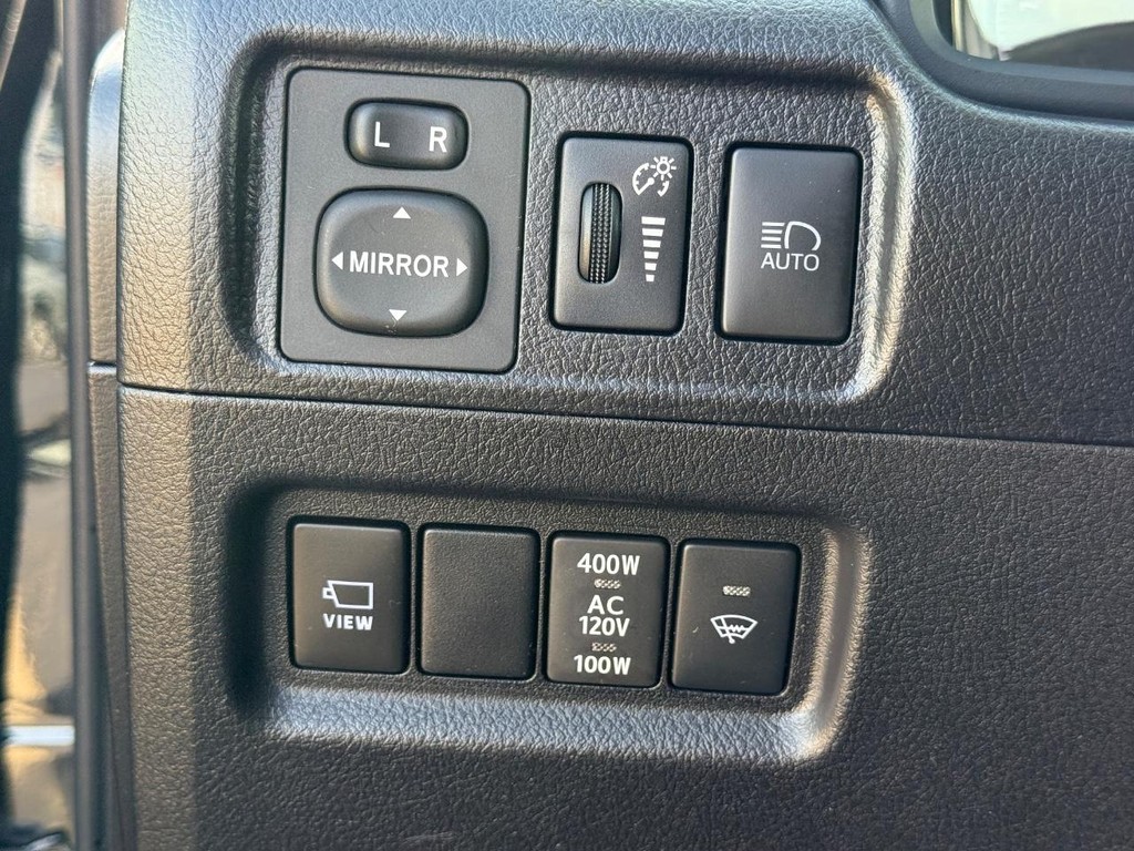 Toyota 4Runner Vehicle Image 25