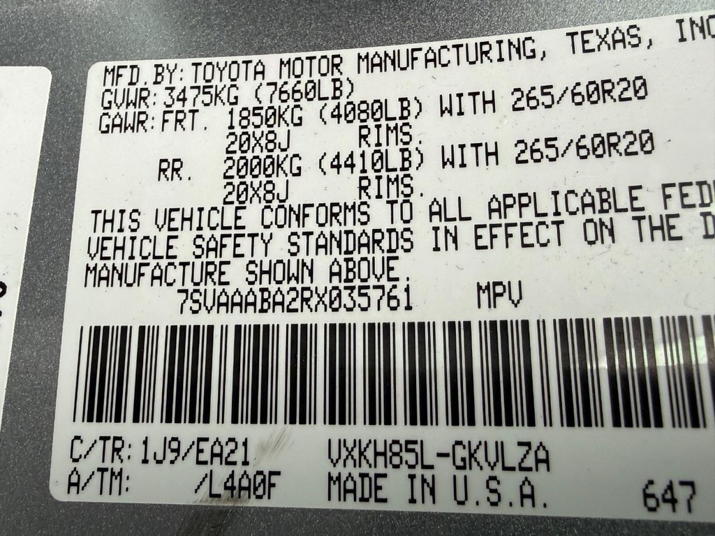 Toyota Sequoia Vehicle Image 25