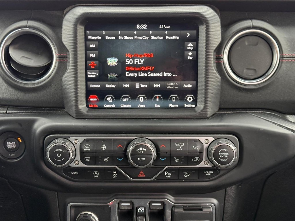 Jeep Wrangler Unlimited Vehicle Image 15