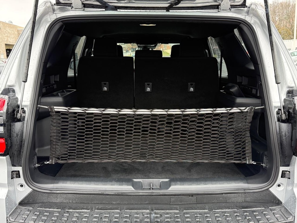Toyota 4Runner Vehicle Image 4