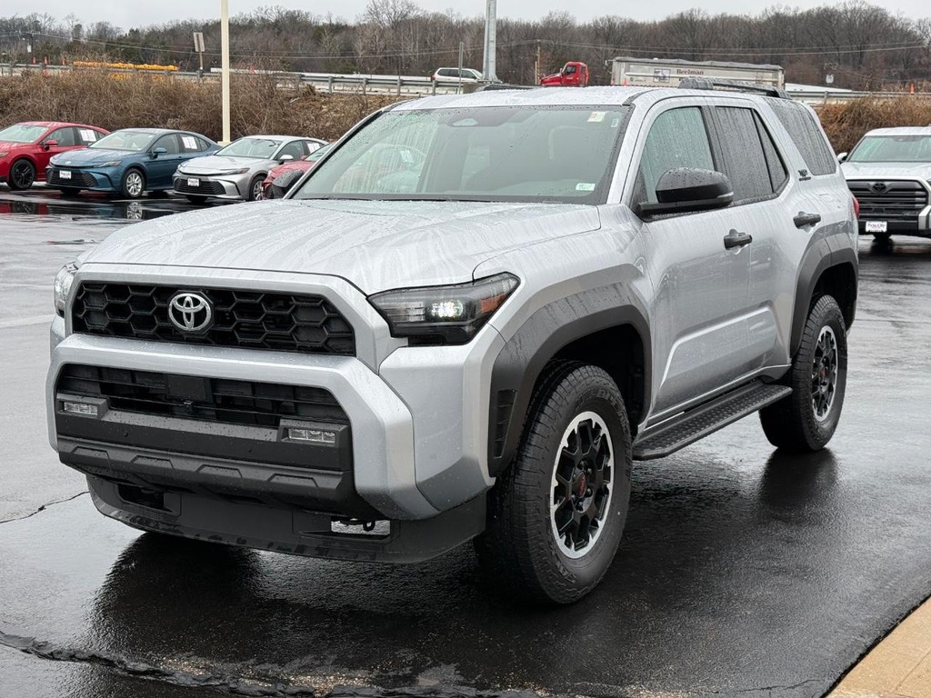 Toyota 4Runner Vehicle Image 8