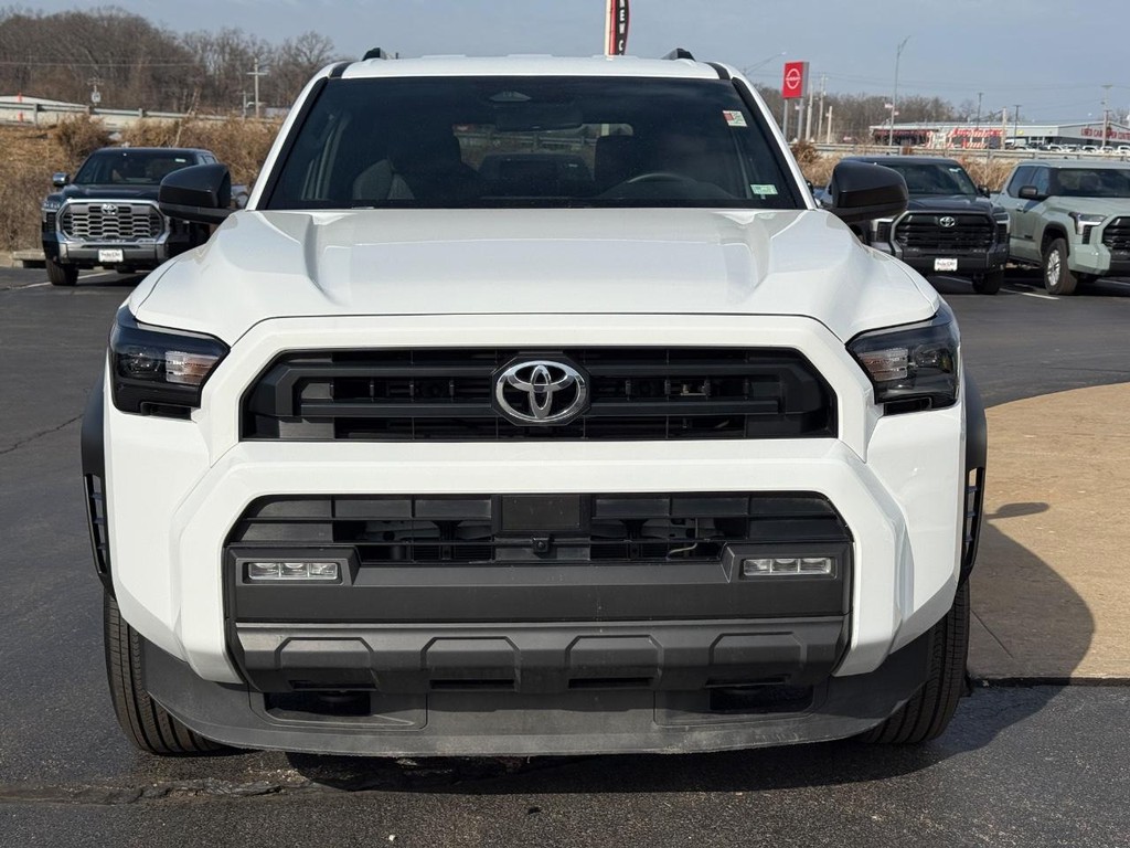 Toyota 4Runner Vehicle Image 9