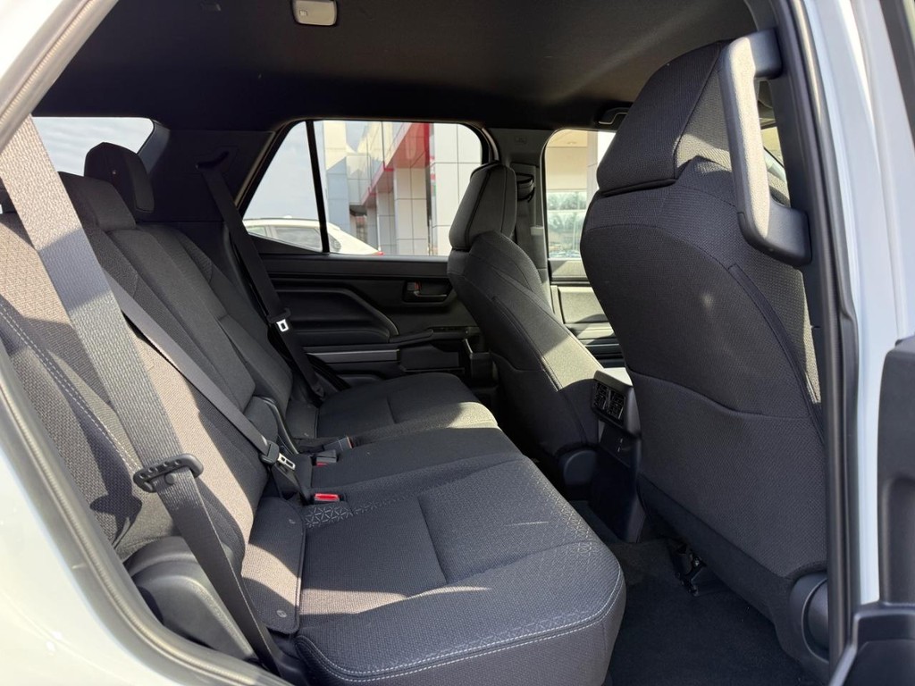 Toyota 4Runner Vehicle Image 10