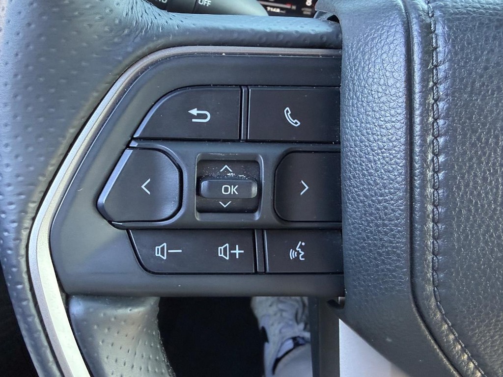 Toyota 4Runner Vehicle Image 17