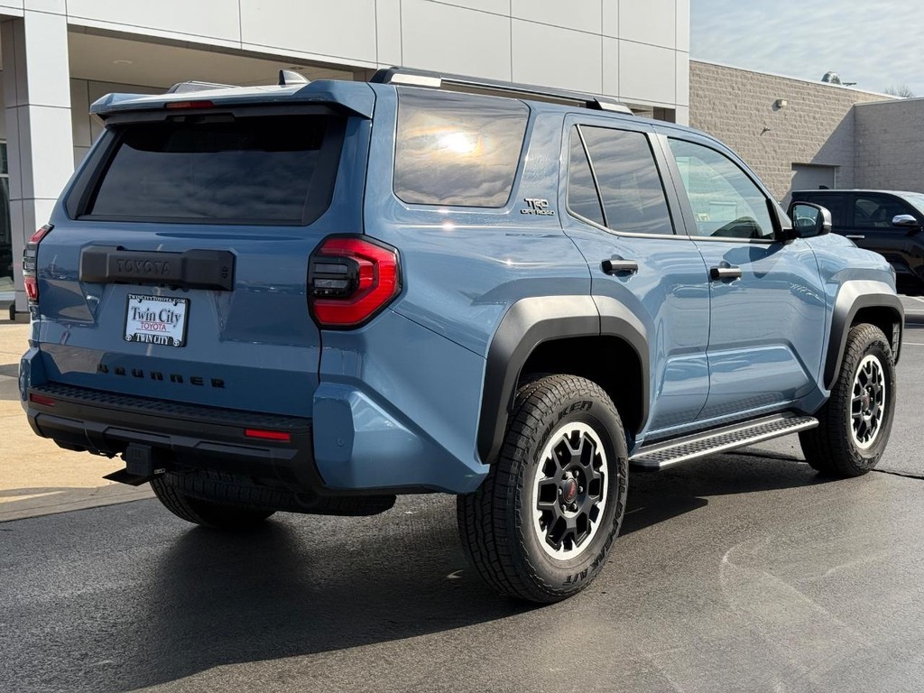 Toyota 4Runner Vehicle Image 3