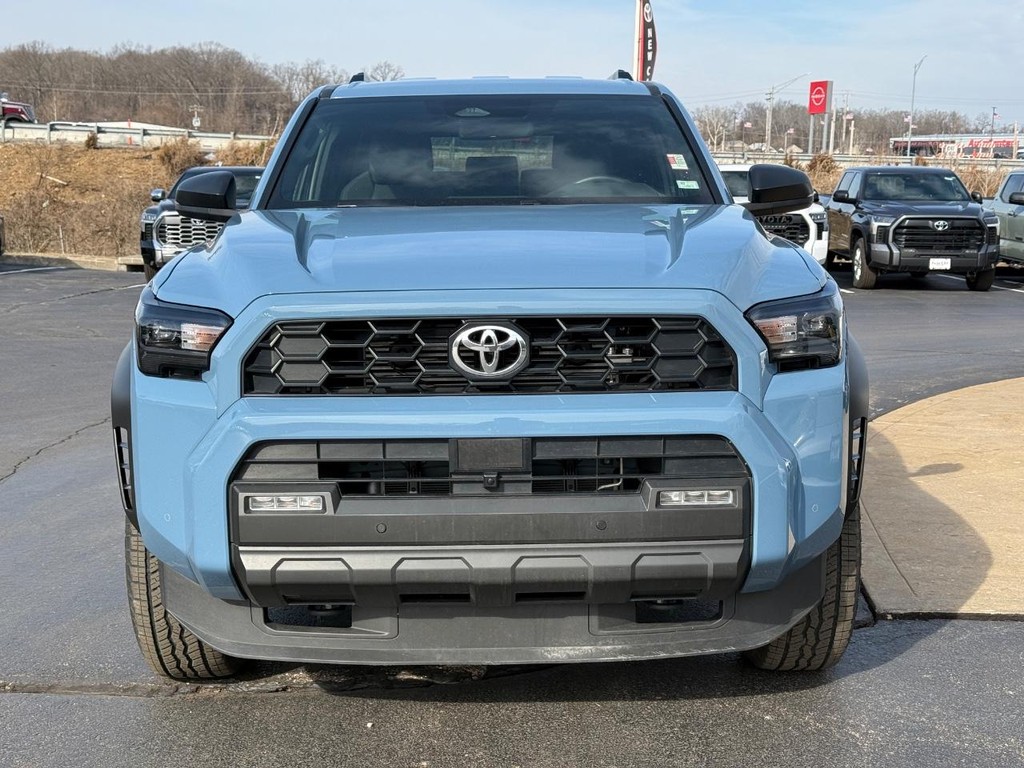Toyota 4Runner Vehicle Image 9