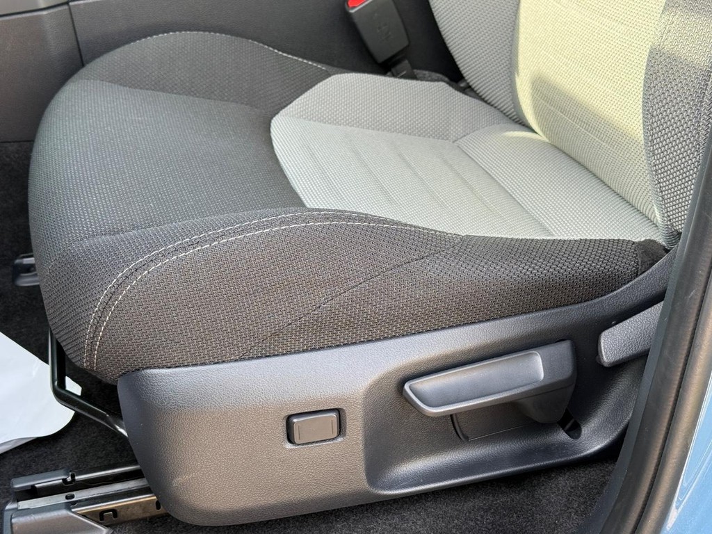 Toyota 4Runner Vehicle Image 25