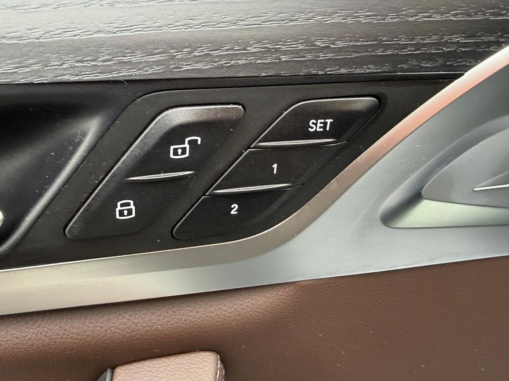 BMW X3 Vehicle Image 15