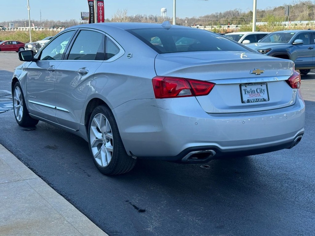 Chevrolet Impala Vehicle Image 6