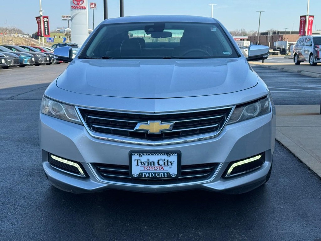 Chevrolet Impala Vehicle Image 7