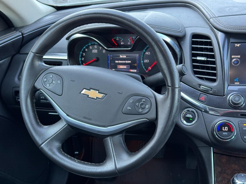 Chevrolet Impala Vehicle Image 10