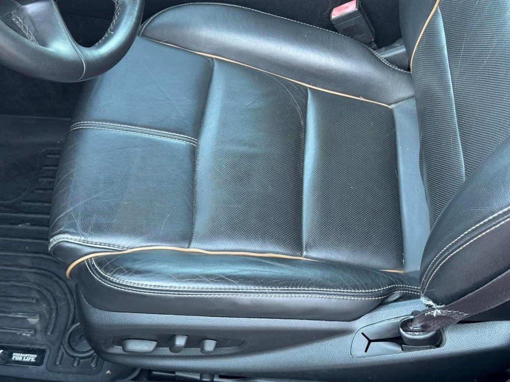 Chevrolet Impala Vehicle Image 13