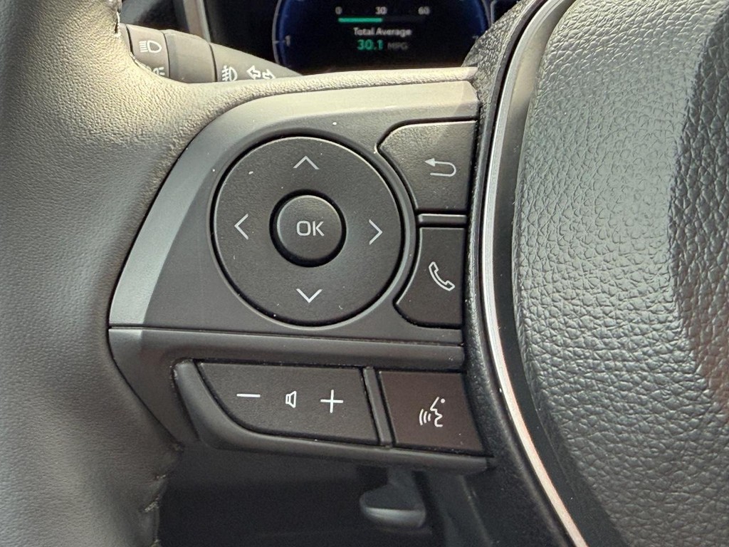 Toyota Corolla Cross Vehicle Image 9