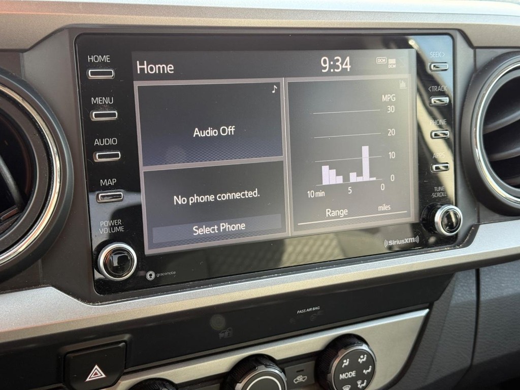 Toyota Tacoma 4WD Vehicle Image 15