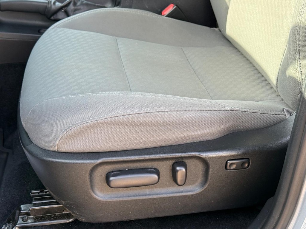 Toyota Tacoma 4WD Vehicle Image 22