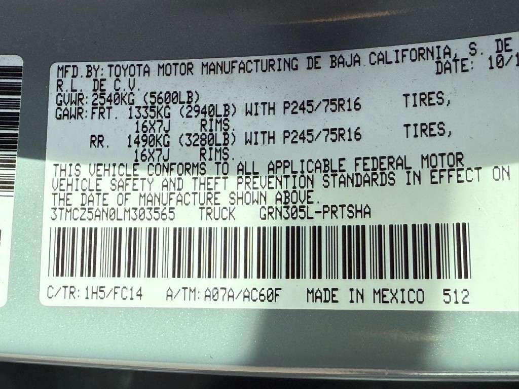 Toyota Tacoma 4WD Vehicle Image 23