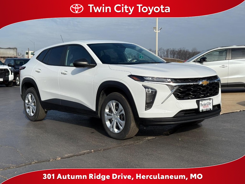 Chevrolet Trax Vehicle Full-screen Gallery Image 01