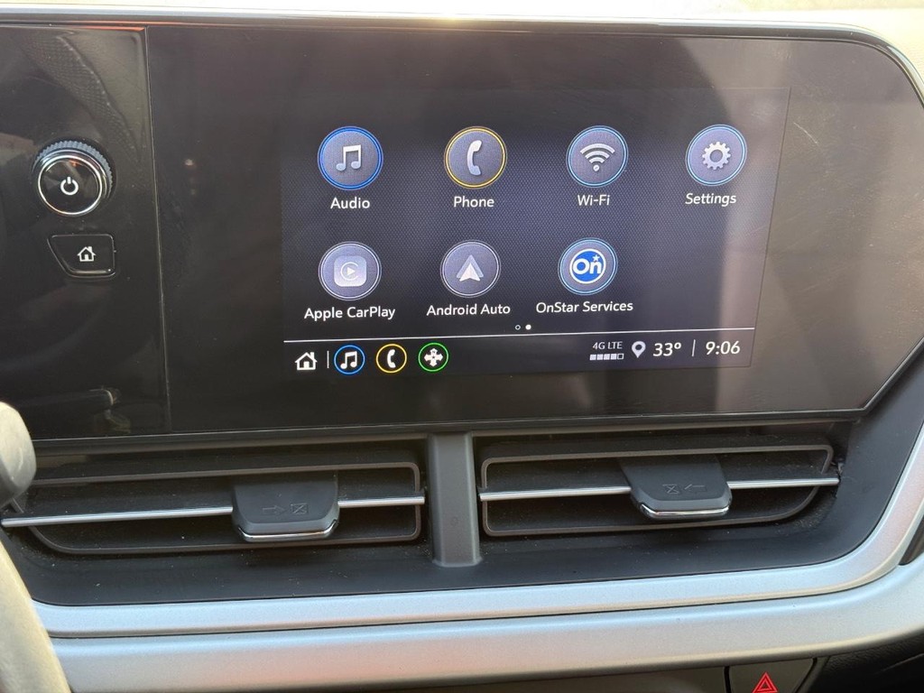 Chevrolet Trax Vehicle Full-screen Gallery Image 15