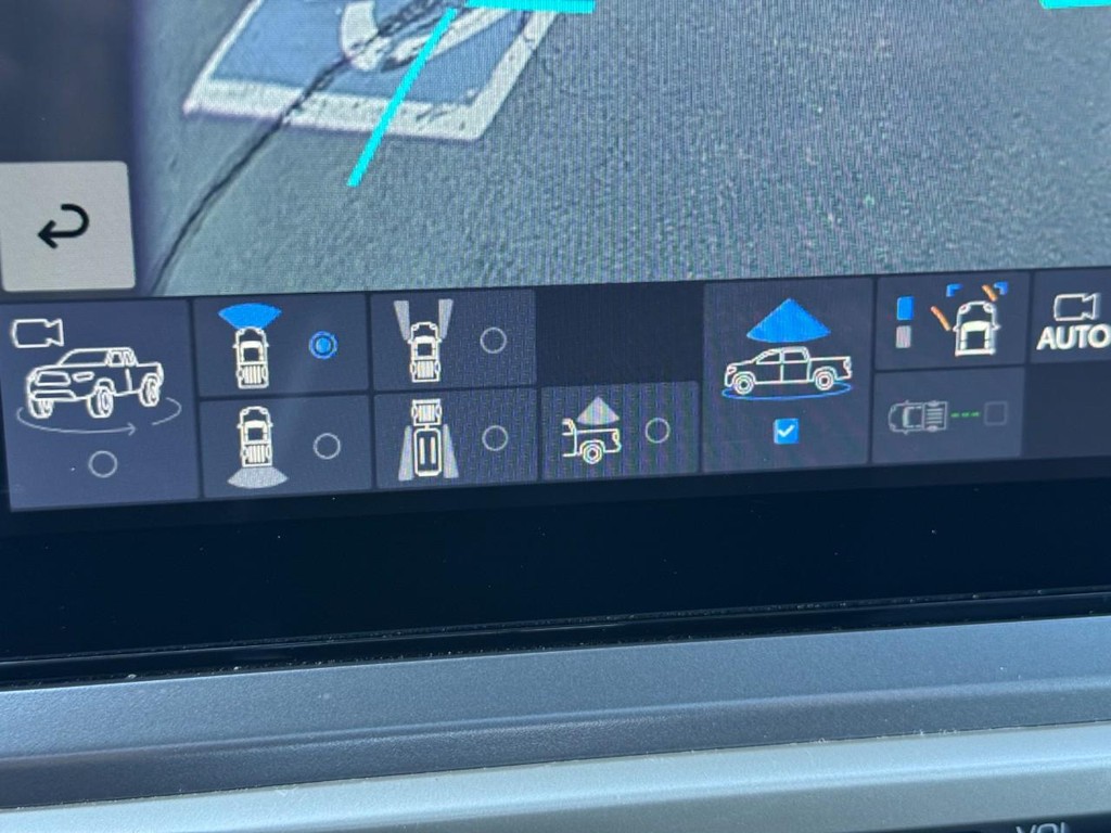 Toyota Tacoma 4WD Vehicle Image 23