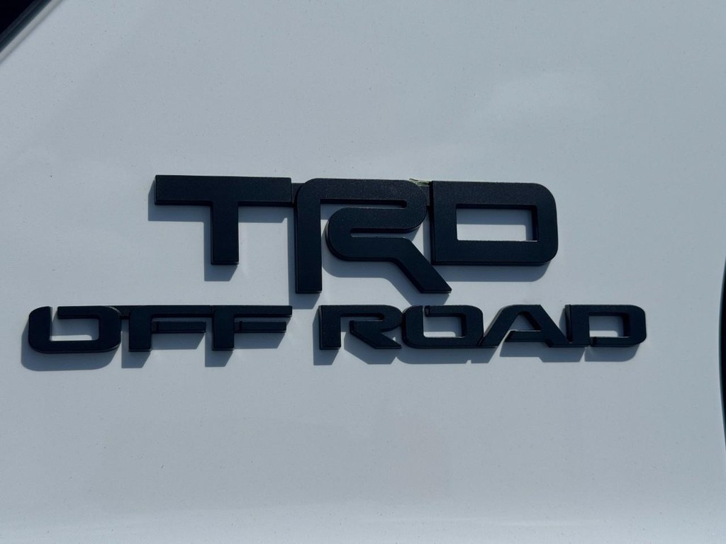 Toyota 4Runner Vehicle Image 4