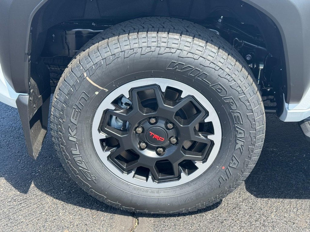 Toyota 4Runner Vehicle Image 5