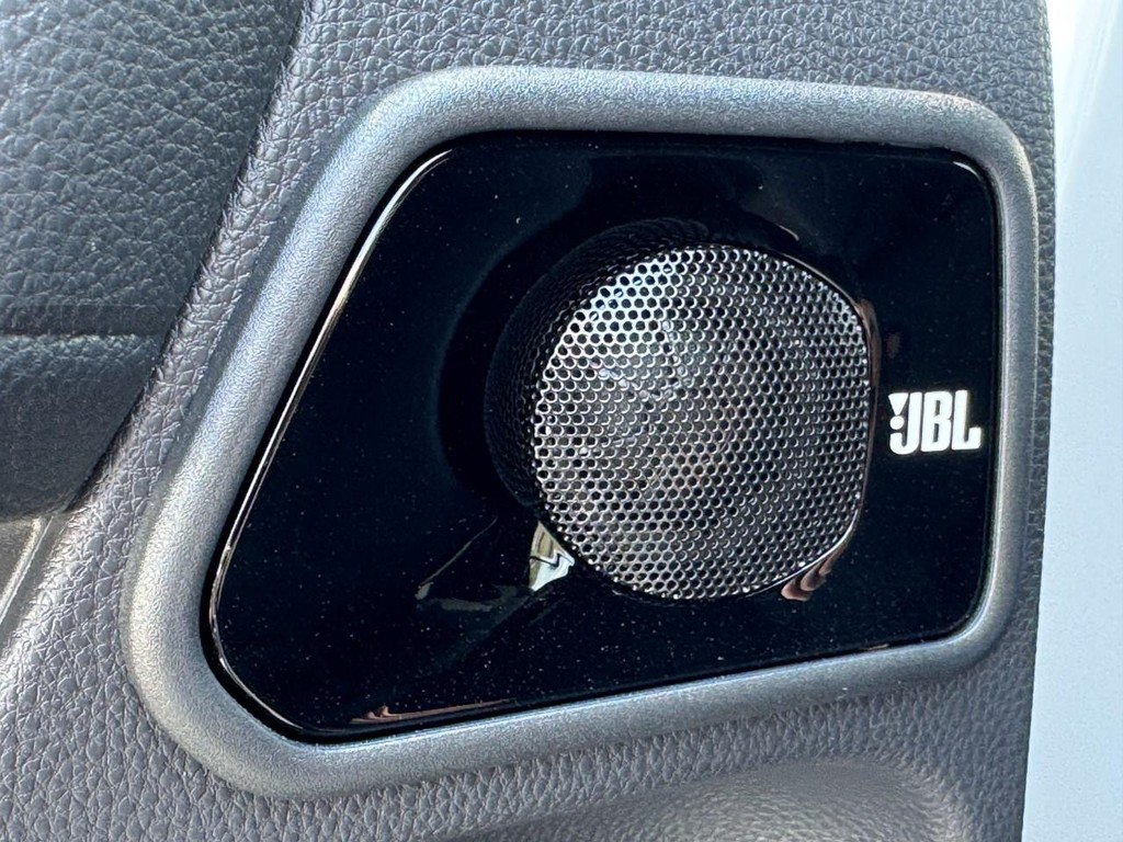 Toyota 4Runner Vehicle Image 10