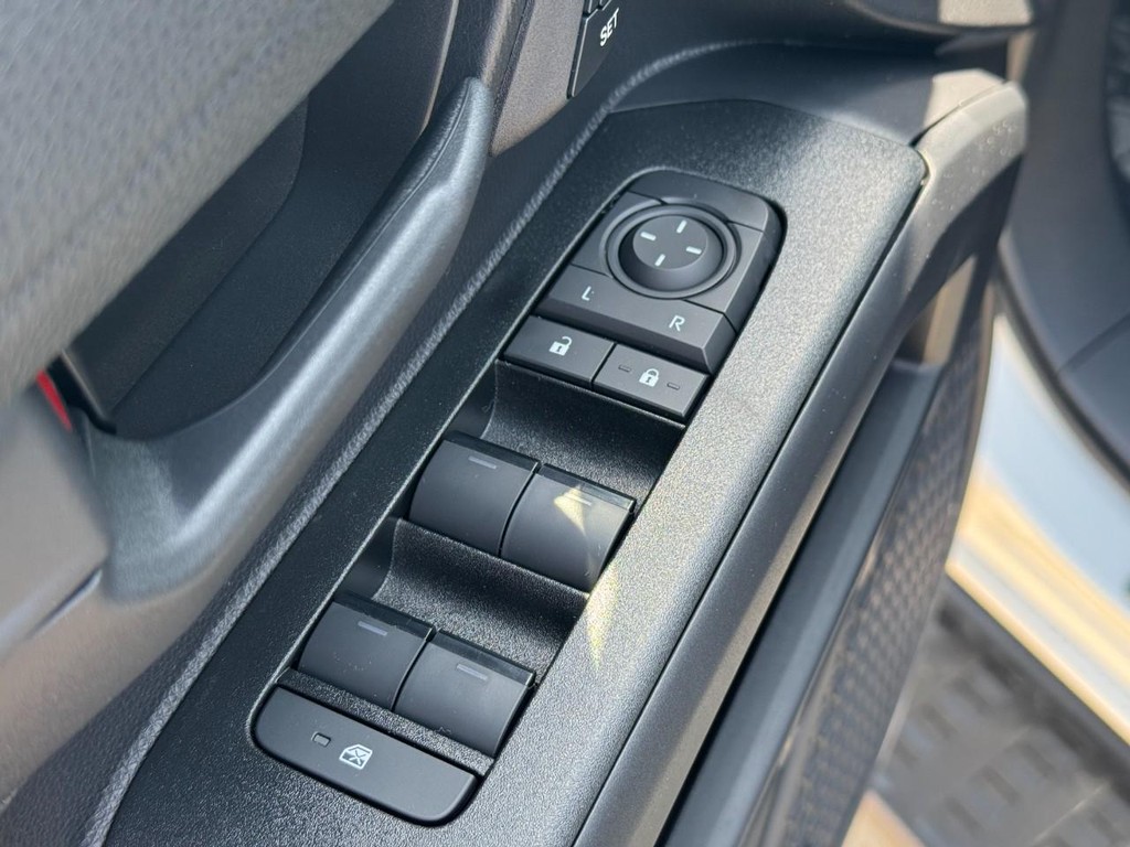 Toyota 4Runner Vehicle Image 11