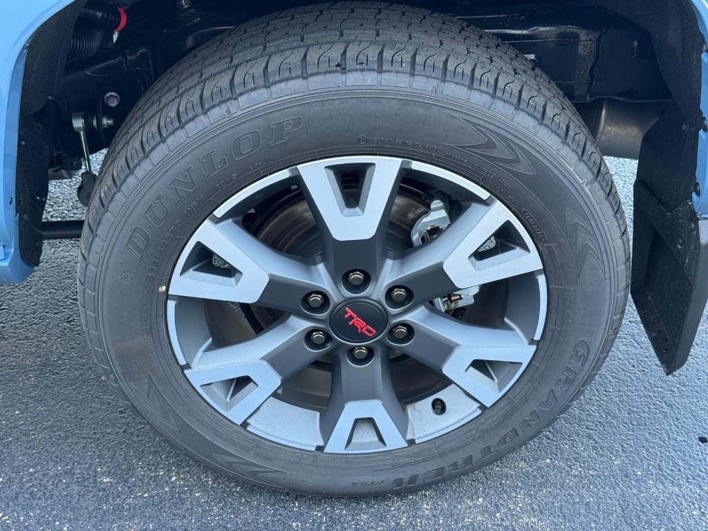 Toyota 4Runner Vehicle Image 8