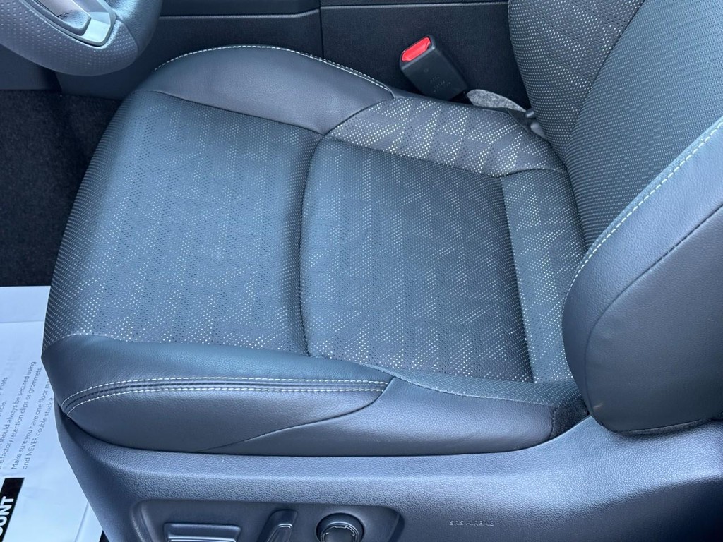 Toyota 4Runner Vehicle Image 17