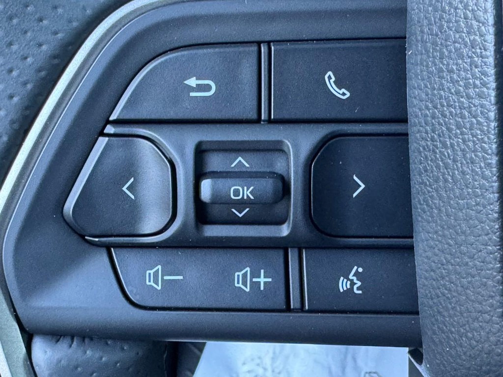 Toyota 4Runner Vehicle Image 18