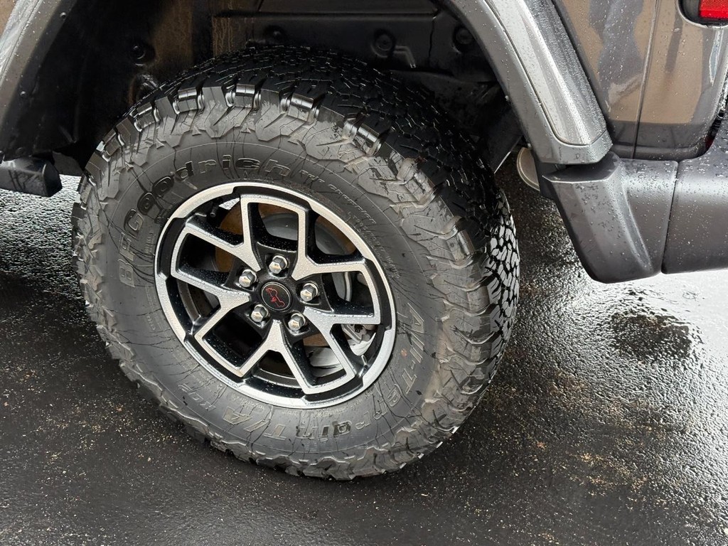 Jeep Wrangler Vehicle Image 7