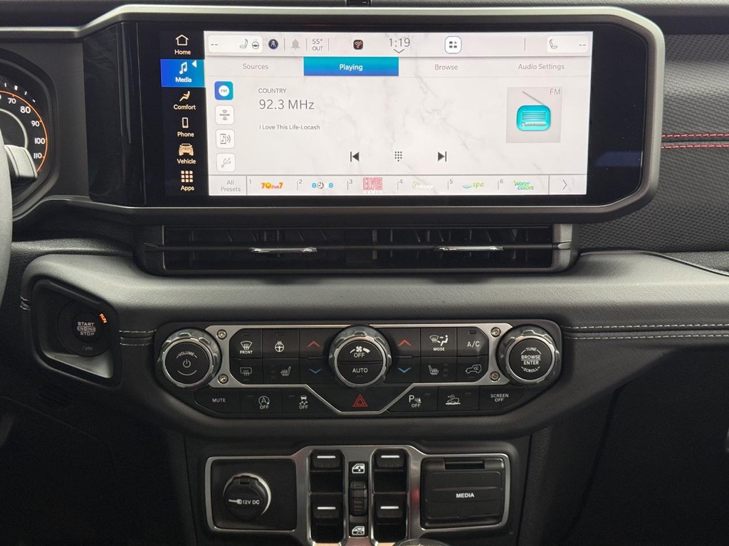 Jeep Wrangler Vehicle Image 13