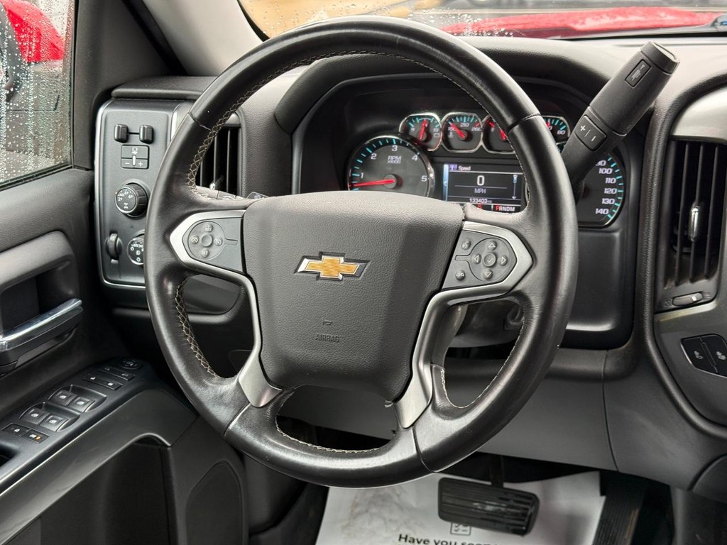 Chevrolet Silverado 1500 Vehicle Full-screen Gallery Image 12
