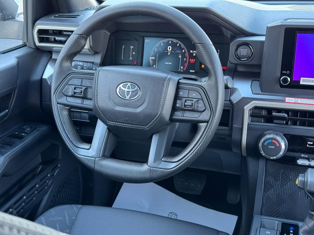 Toyota Tacoma 2WD Vehicle Image 8